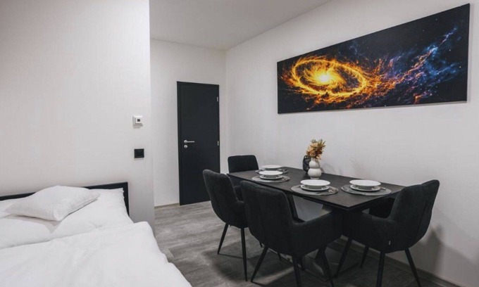 Jindrichuv Hradec Apartment | Lovely apartment for 4 people with WIFI, TV and parking