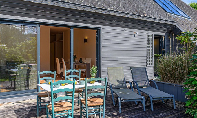 Saint-Philibert Apartment | Lovely apartment for 4 people with WIFI, TV and terrace