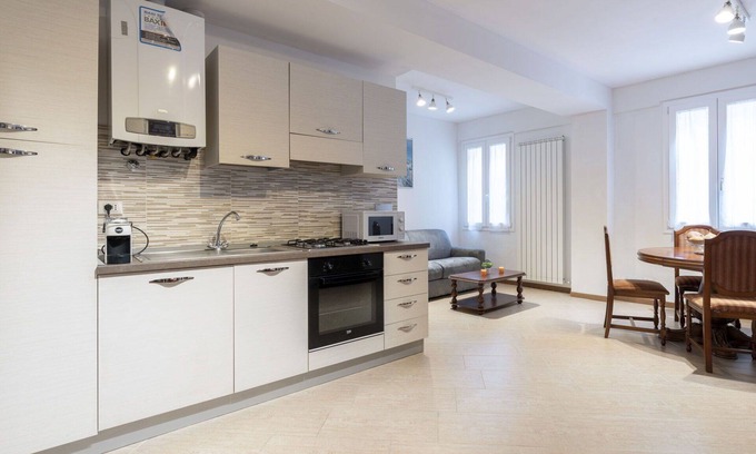 Montalto Ligure Apartment | Lovely apartment for 4 people with WIFI, TV, balcony, pets allowed and panoramic view