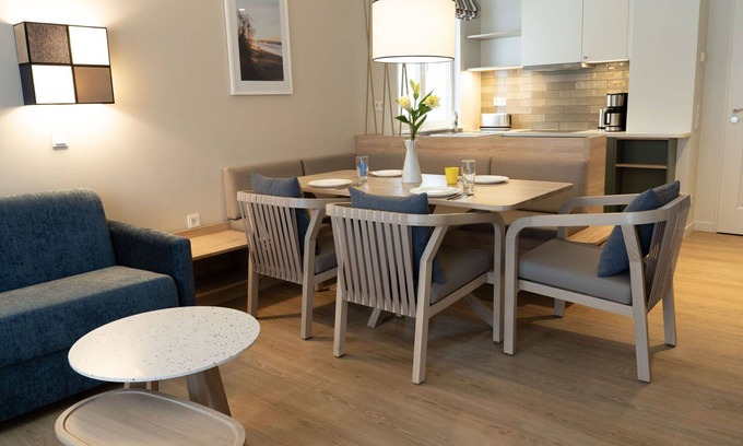 Tarnewitz Apartment | Lovely apartment for 2 guests with WIFI, pool, TV and terrace