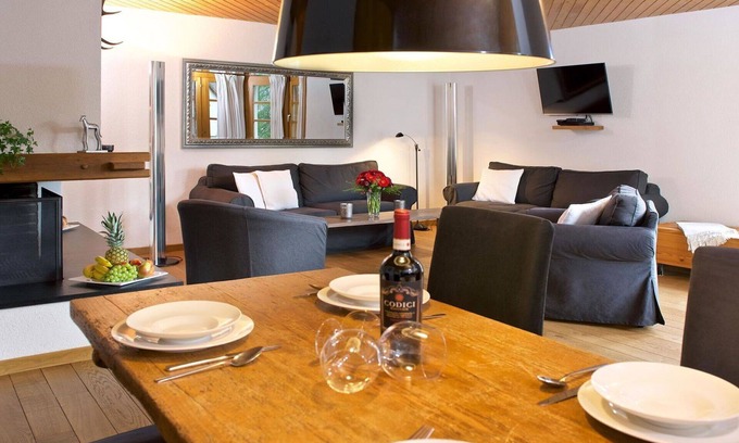 Lenzerheide Apartment | Lovely apartment for 5 guests with TV and balcony