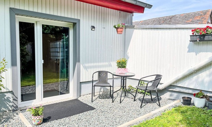 Quiddelbach Apartment | Lovely apartment for 2 guests with WIFI, TV and patio