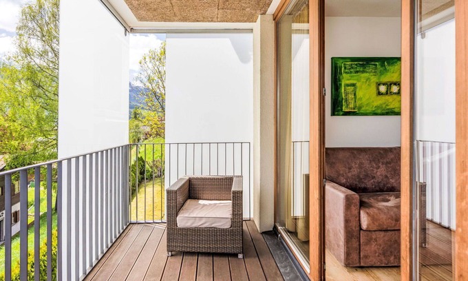 Aufhausen Apartment | Lovely apartment for 4 guests with WIFI, TV, balcony and pets allowed