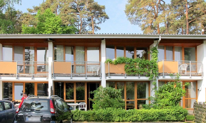 Lubmin Apartment | Lovely apartment for 4 people with WIFI, TV, terrace and pets allowed
