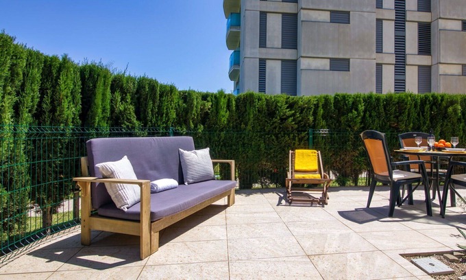 Vergel Apartment | Lovely apartment for 2 people with WIFI, A/C, pool, TV, terrace and pets allowed