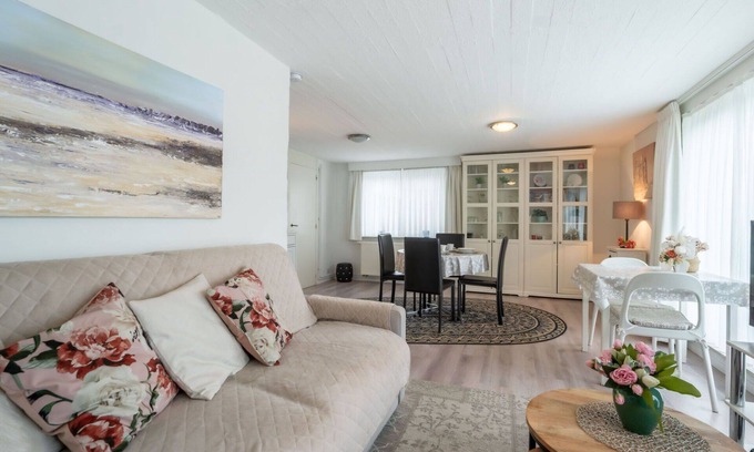 Wenduine Apartment | Lovely apartment for 4 guests with WIFI and pets allowed