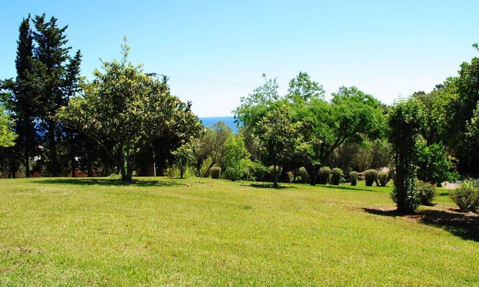Cervione Apartment | Lovely apartment for 4 people with WIFI, A/C, TV, terrace, pets allowed and panoramic view