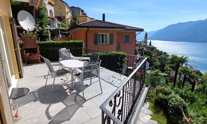 Ronco sopra Ascona Apartment | Lovely apartment for 4 guests with TV, terrace and pets allowed