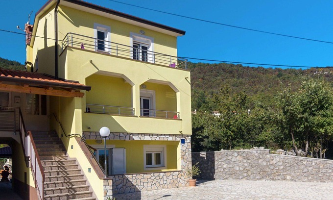 Martina Apartment | Lovely apartment for 4 people with A/C, WIFI, TV and terrace