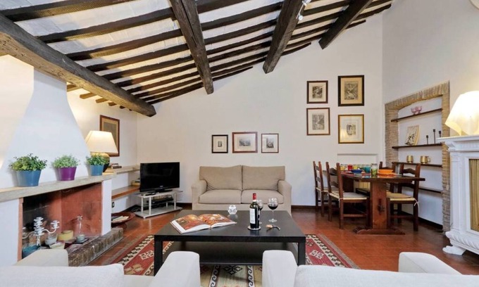 Trastevere Apartment | Lovely apartment for 4 in Trastevere