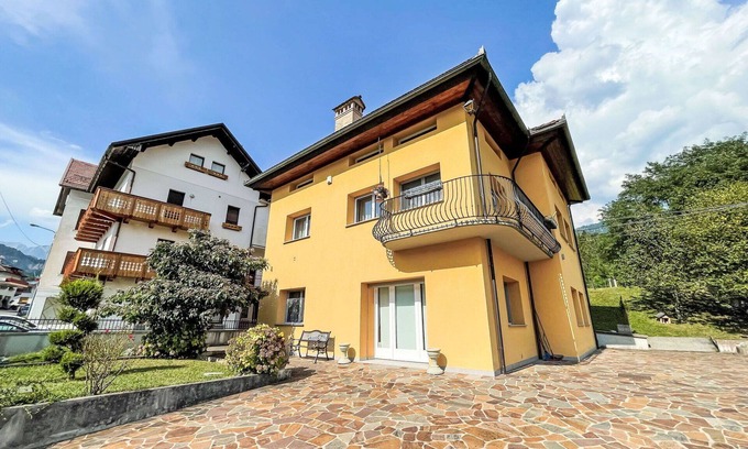 Ovaro Apartment | Lovely apartment for 4 people with WIFI, TV and balcony