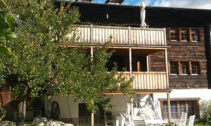 Fiesch Apartment | Lovely apartment for 5 people with WIFI, TV and pets allowed