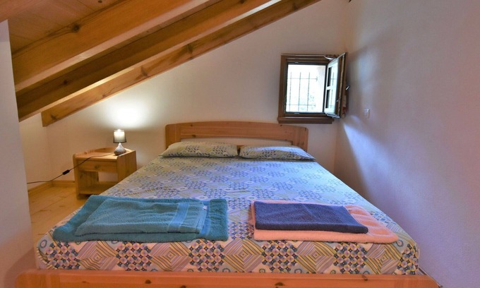 Prata Camportaccio Apartment | Lovely apartment for 5 guests with WIFI, A/C, TV, patio and pets allowed