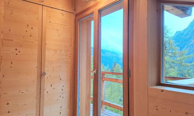 Champex-Lac Apartment | Lovely apartment for 6 people with WIFI, TV, terrace and parking