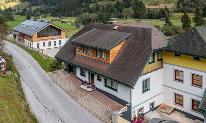 Solk Apartment | Lovely apartment for 6 guests with WIFI, TV, terrace and pets allowed