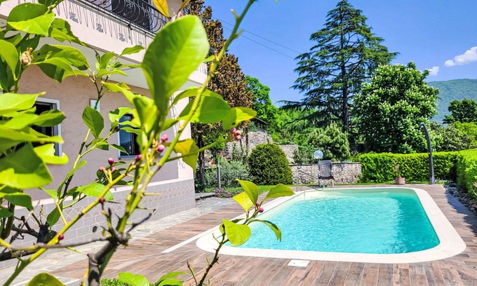 Besazio Apartment | Lovely apartment for 4 people with WIFI, private pool, TV, patio and panoramic view