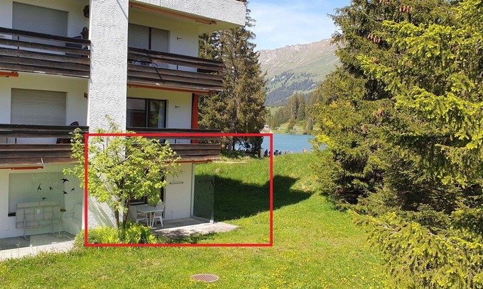 Valbella Apartment | Lovely apartment for 4 people with TV, balcony and pets allowed