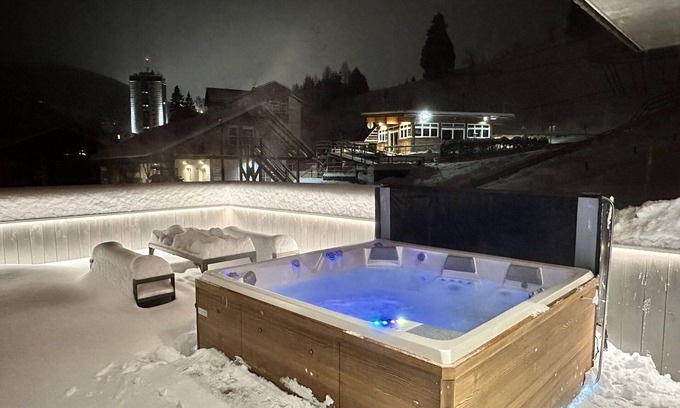Pec pod Snezkou Apartment | Lovely apartment for 6 guests with hot tub, WIFI, TV, terrace, panoramic view and parking
