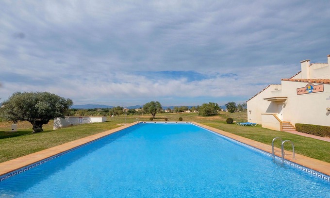 San Jorge Apartment | Lovely apartment for 4 people with pool, A/C, WIFI, TV and balcony
