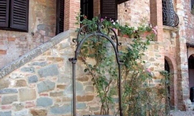 Lucignano Apartment | Lovely apartment for 4 guests with pool, A/C, WIFI, close to Montepulciano