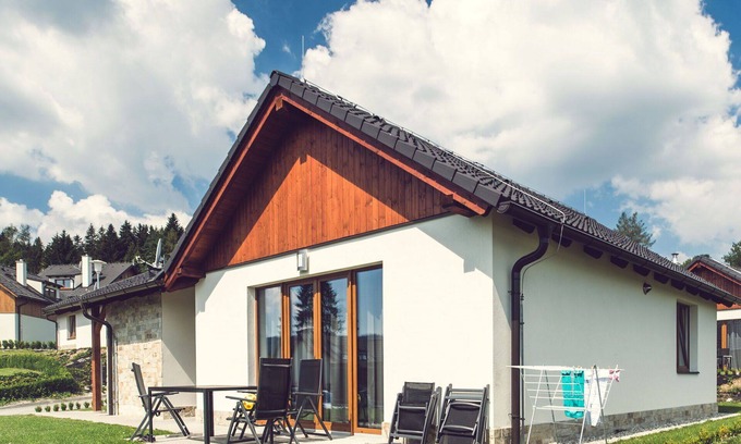 Lipno nad Vltavou House | Lovely apartment in villa for 6 guests with WIFI, TV, terrace and pets allowed