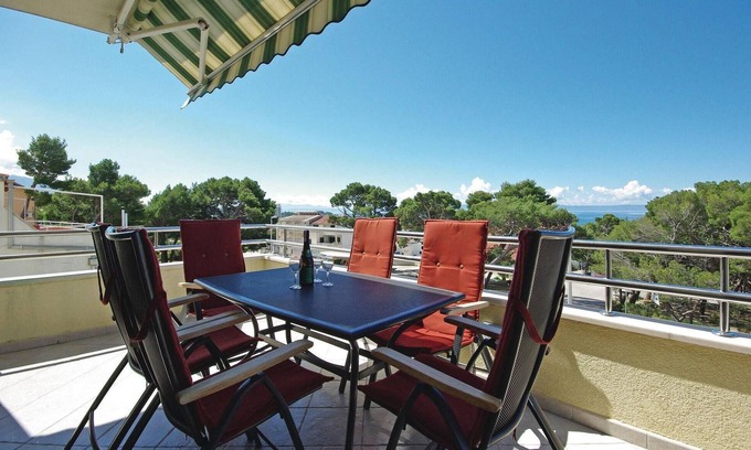 Zelenka Apartment | Lovely apartment in Makarska with WiFi