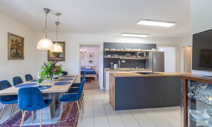 Zbandaj Apartment | Lovely apartment in Porec with kitchen