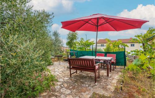 Vinkuran Apartment | Lovely Apartment In Pula With Wifi
