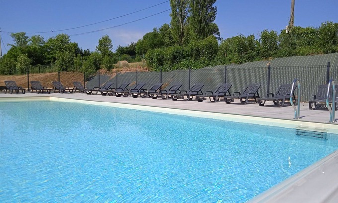 Prailles House | Lovely apartment in villa for 6 people with internet, pool, TV, terrace and pets allowed