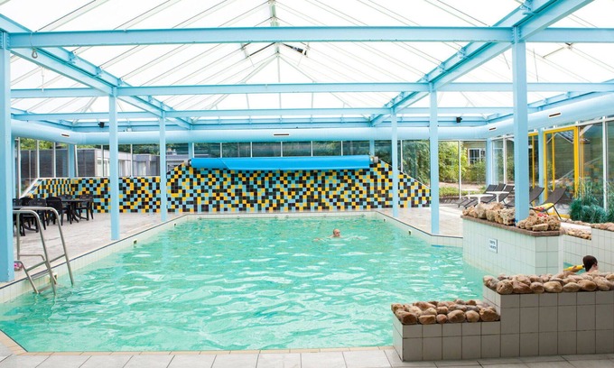 Belfeld House | Lovely apartment in villa for 6 people with WIFI, pool, TV and terrace