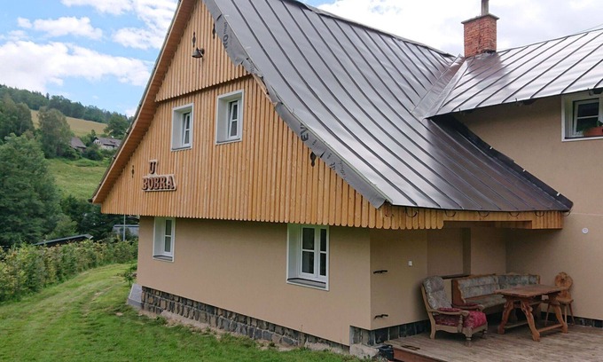 Rokytnice nad Jizerou Villa | Lovely apartment in villa for 24 people with WIFI, TV, patio, pets allowed and panoramic view