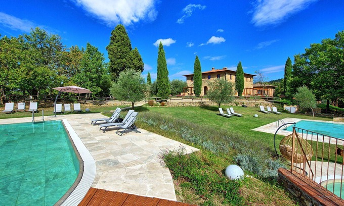 Simignano Apartment | Lovely apartment for 4 guests with pool, WIFI, TV, patio, pets allowed and panoramic view