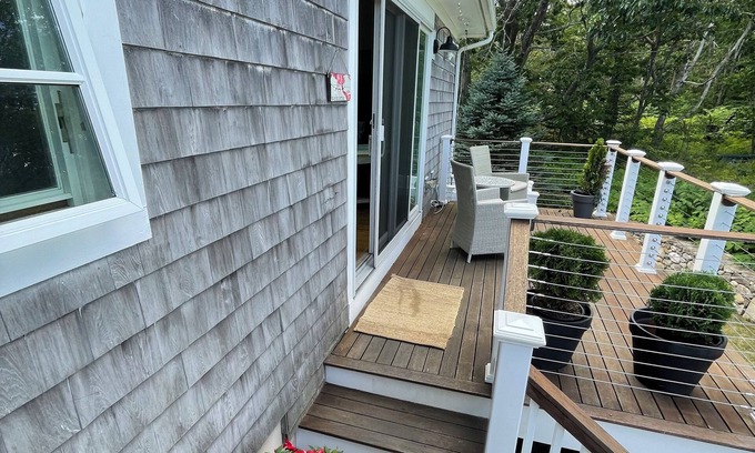 Fortunes Rocks Apartment | Lovely apt. In Fortunes Rocks—only one third mi. to Fortunes Rocks Beach