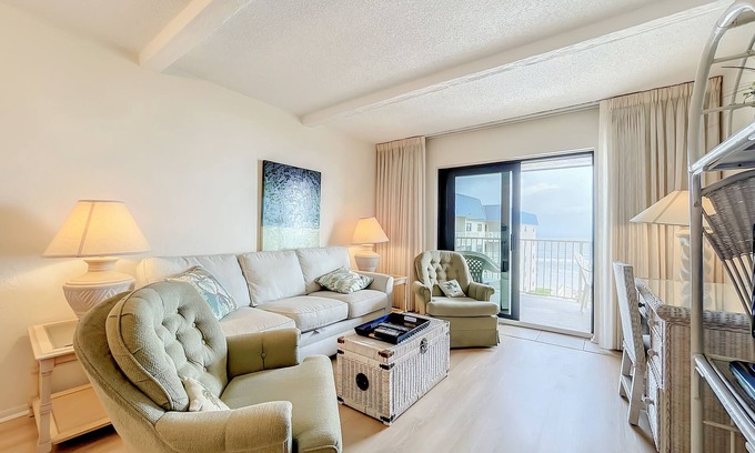 New Smyrna Beach Condo | Lovely beachfront, corner unit overlooking pool and clubhouse ~ HA501