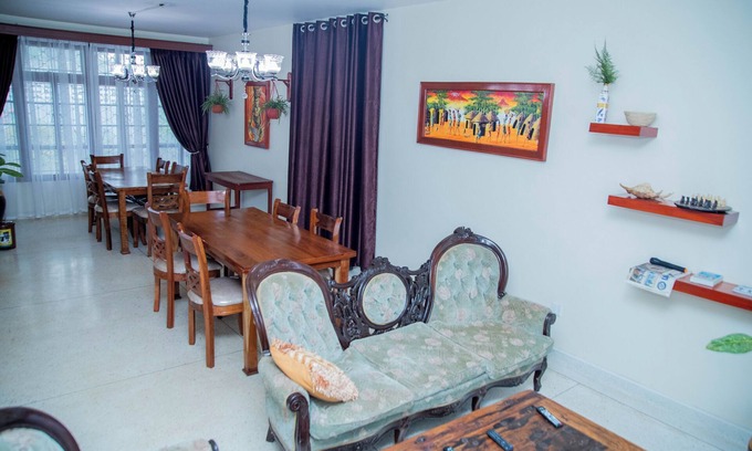Moshi Bed & Breakfast | Lovely bed & breakfast with AC in Kilimanjaro - Room 6
