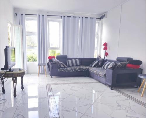 Candos Apartment | Lovely brand new luxury 2-bedroom apartment in Vacoas, Mauritius