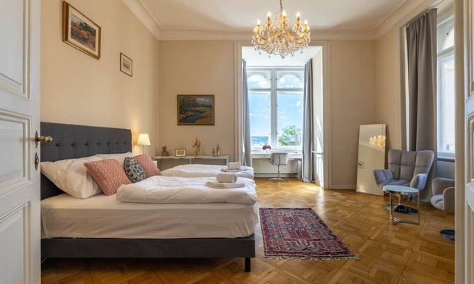 Prague 2 Apartment | Lovely city view apartment next to National Museum by eaysBNB