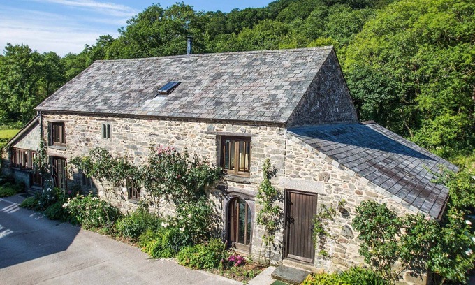 St. Pancras Cottage | Lovely Cottage in Tavistock With Barbecue