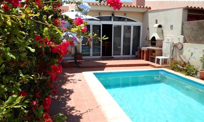 Corralejo Ski Chalet | Lovely CottageAurora with Wi-fi and Private-pool