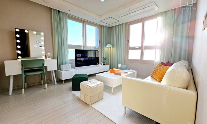 Yeoksam Apartment | lovely cozy apartment&extraordinary space of Seoul Gangnam [min 28day stay only]