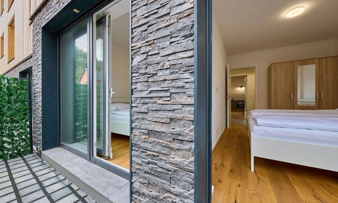 Svoboda nad Upou Apartment | Lovely apartment for 4 guests with WIFI, TV, terrace and pets allowed