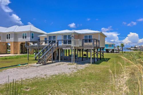 Dauphin Island House | Lovely Dauphin Island Cottage with Deck and Gulf Views
