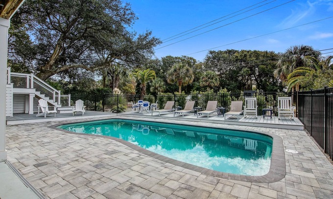 Isle of Palms House | Lovely Estate w/Private Pool in Wild Dunes Resort - Walk 1 Block to Beach
