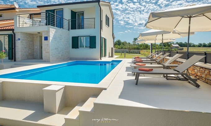 Labinci Villa | Lovely family villa with private pool near Porec