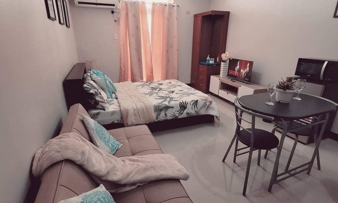 Lapu-Lapu Apartment | Lovely fully furnished studio condo @ 956 Saekyung Condominium