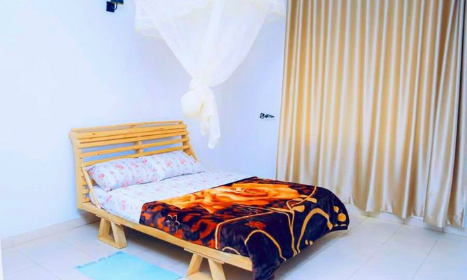 Kampala House | Lovely green vue apt