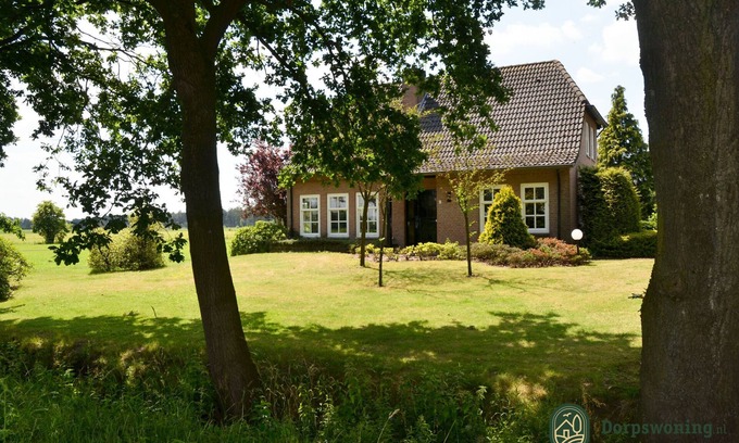 Leende House | Lovely holiday home in Leende with fenced garden