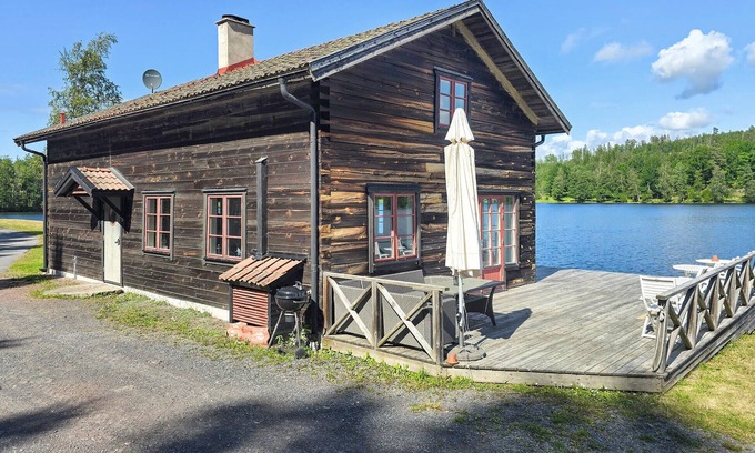 Granna House | Lovely home in Gränna with lake view