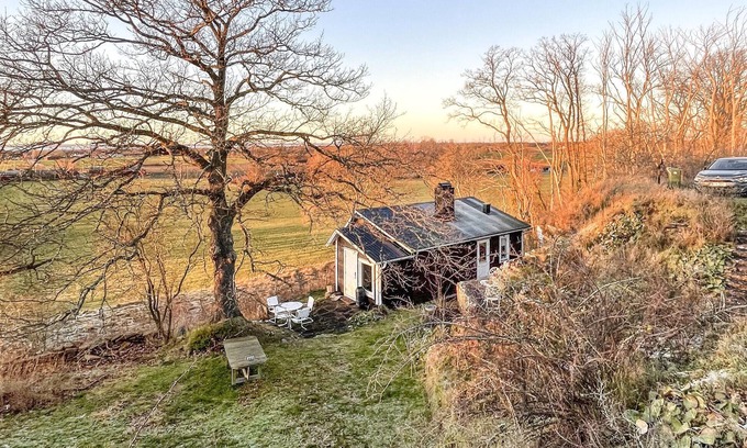 Farjestaden House | Lovely home in Kråketorp with WiFi