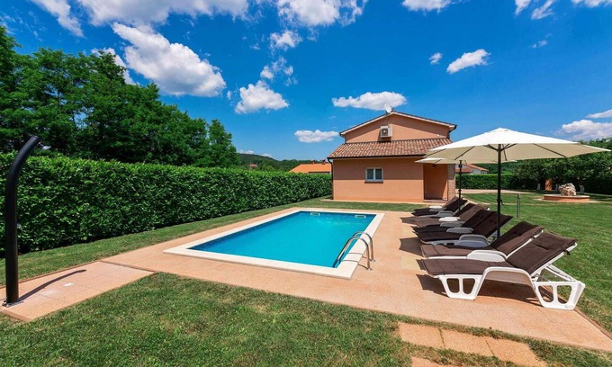 Skropeti House | Lovely home in Motovun with WiFi